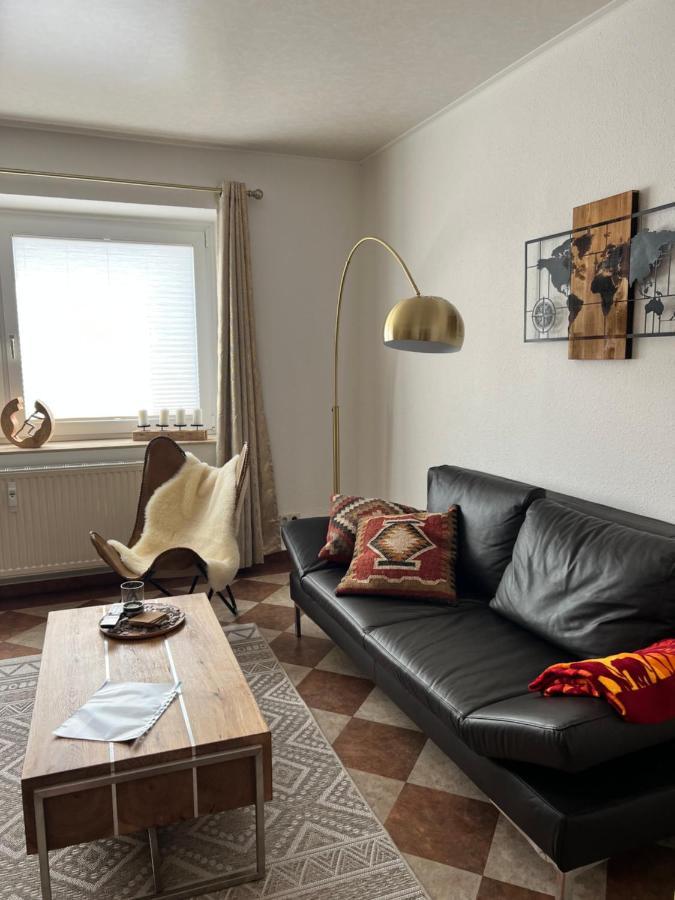 Sehr Schoene Wohnung,Komplett Neu Eingerichtet Limbach-Oberfrohna Exterior photo