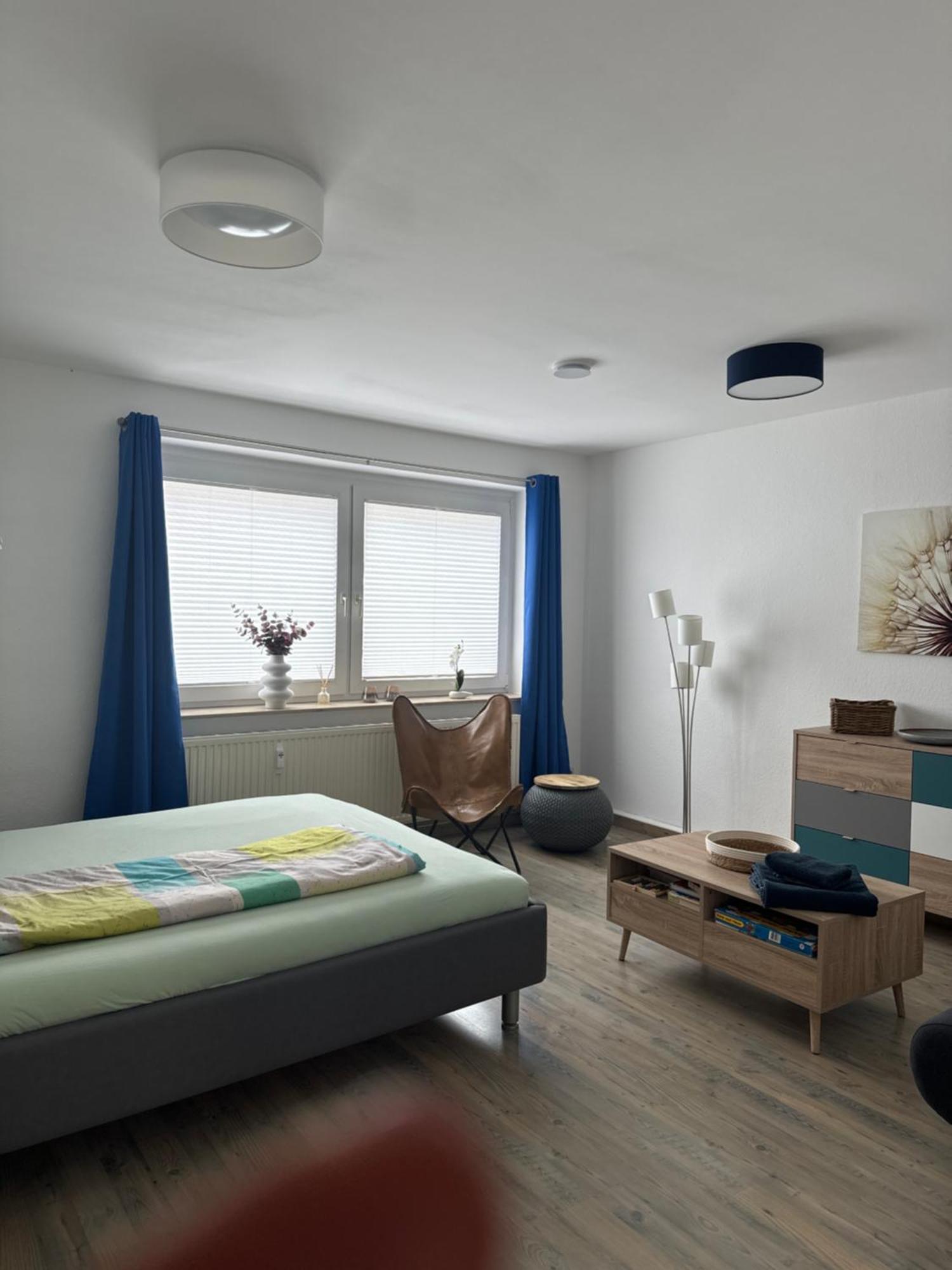 Sehr Schoene Wohnung,Komplett Neu Eingerichtet Limbach-Oberfrohna Exterior photo